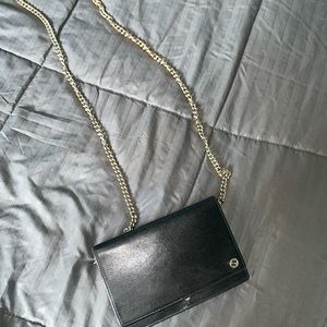 Gucci wallet on chain